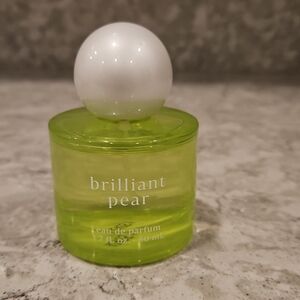 Tru Fragrance Brilliant Pear Eau De Parfum Spray 1.7 oz New Without Box